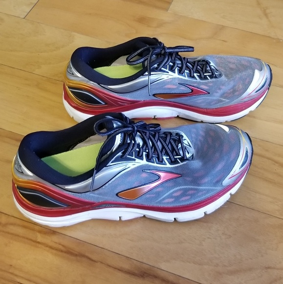brooks transcend 3 mens